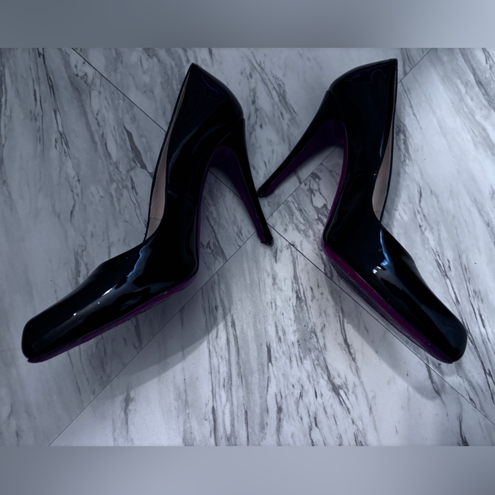 Christian Louboutin Red bottom black heels with box Size: 9 - Picture 11 of 13